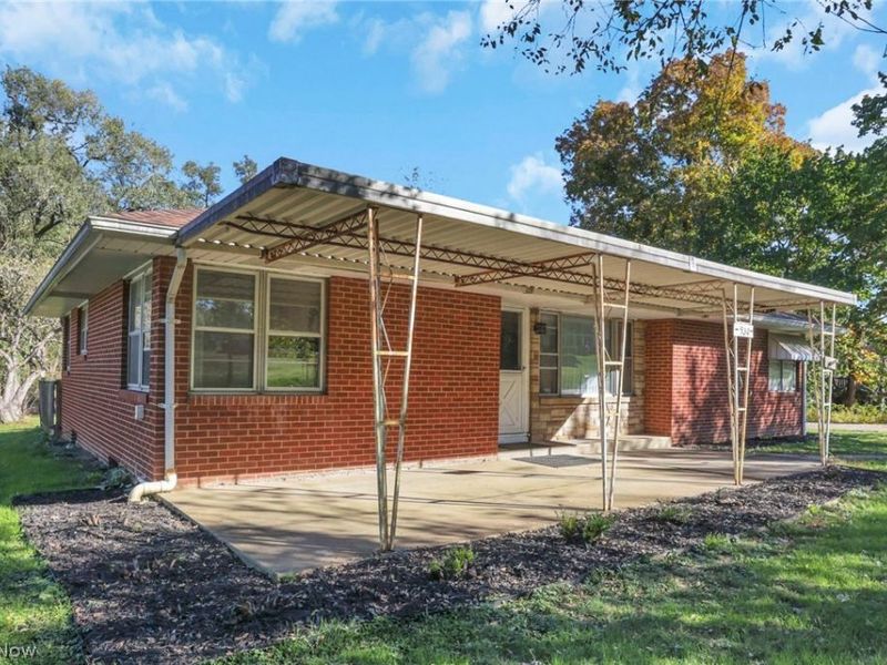 930 Friendship Drive, New Concord, OH 43762 Photo 11