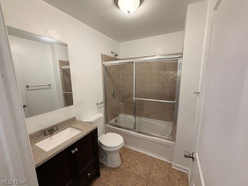 366 Columbus Street, Bedford, OH 44146 Photo 13