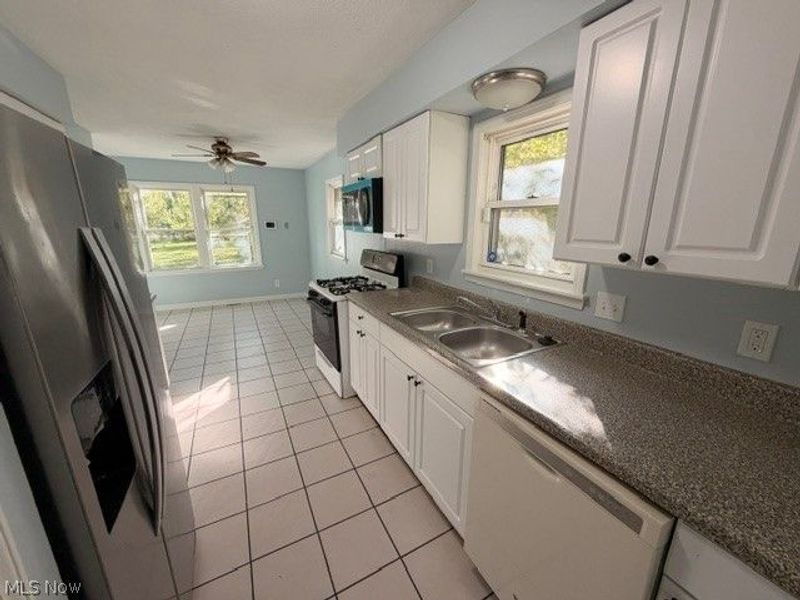 366 Columbus Street, Bedford, OH 44146 Photo 24