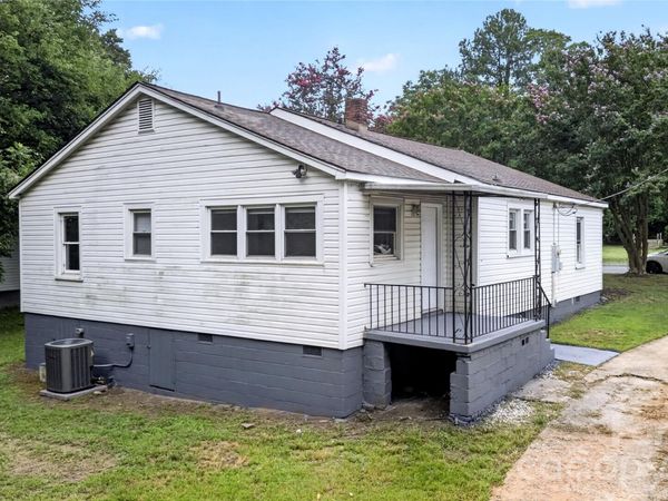 216 W Shannonhouse Street , Shelby, NC 28152