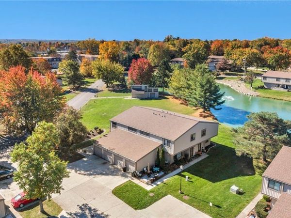 11804 Harbour Light Drive , Unit 1804, North Royalton, OH 44133