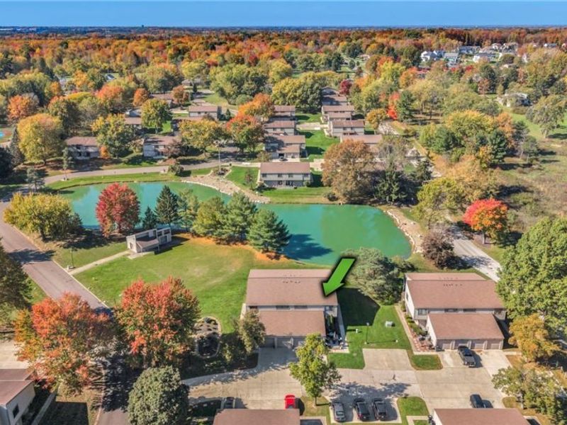 11804 Harbour Light Drive, Unit 1804, North Royalton, OH 44133 Photo 6
