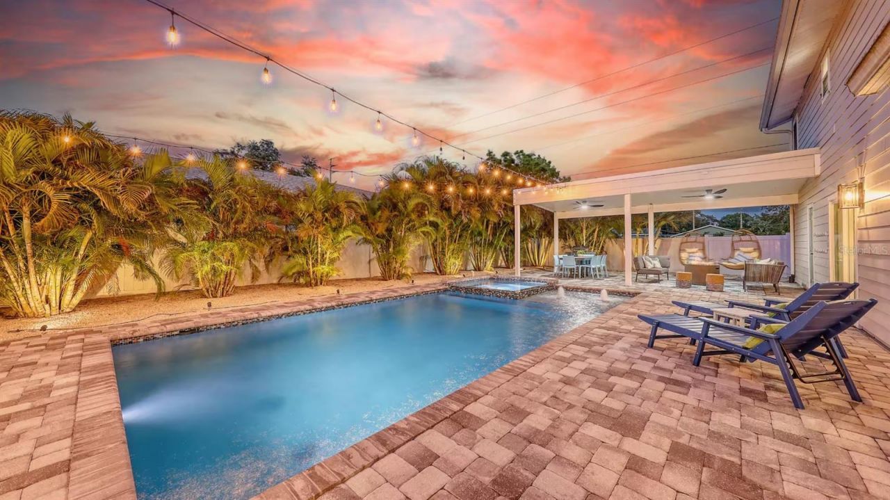 7104 9th Avenue Drive Nw, Bradenton, FL 34209 Photo