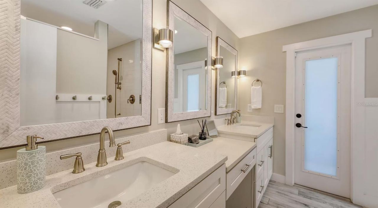 7104 9th Avenue Drive Nw, Bradenton, FL 34209 Photo