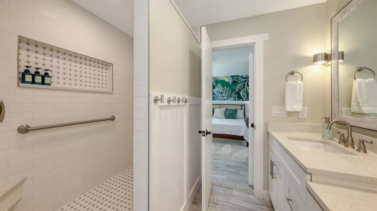 7104 9th Avenue Drive Nw, Bradenton, FL 34209 Photo
