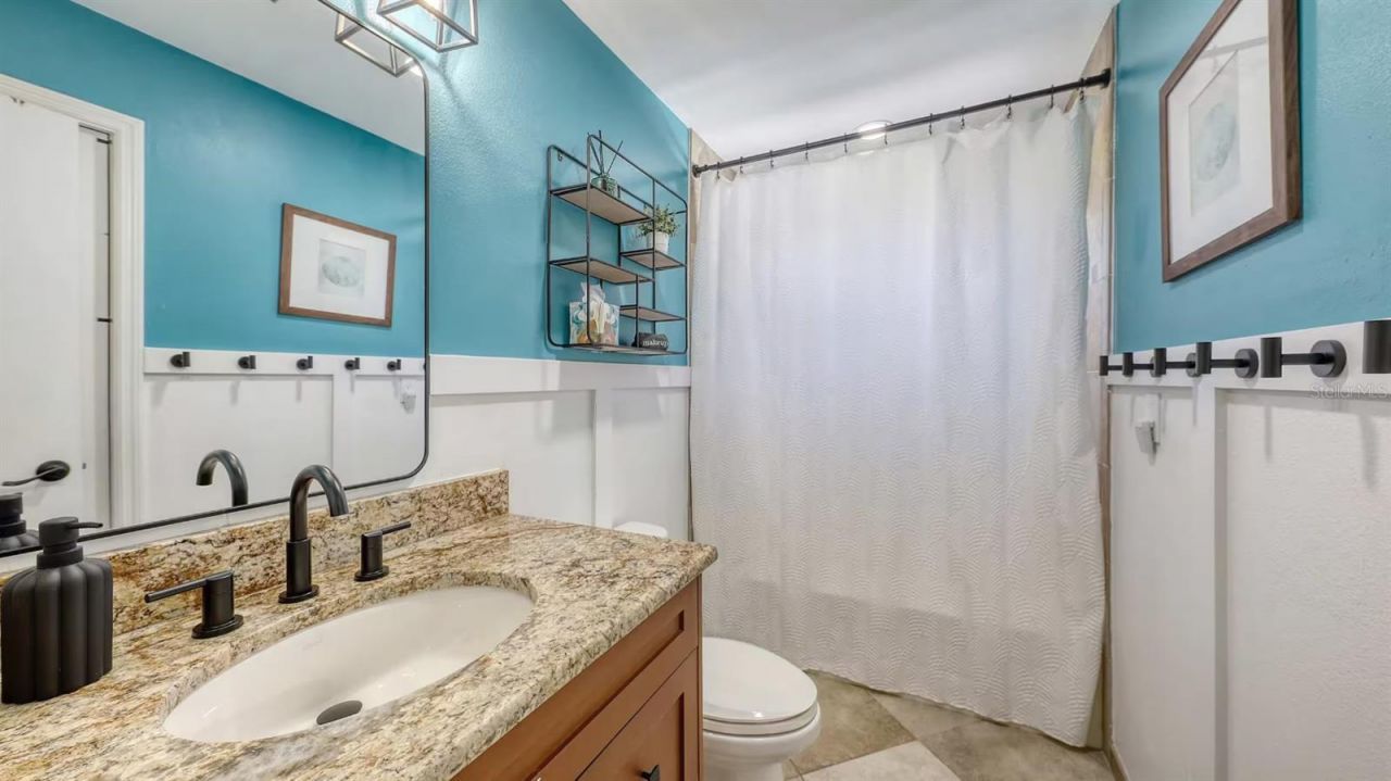 7104 9th Avenue Drive Nw, Bradenton, FL 34209 Photo