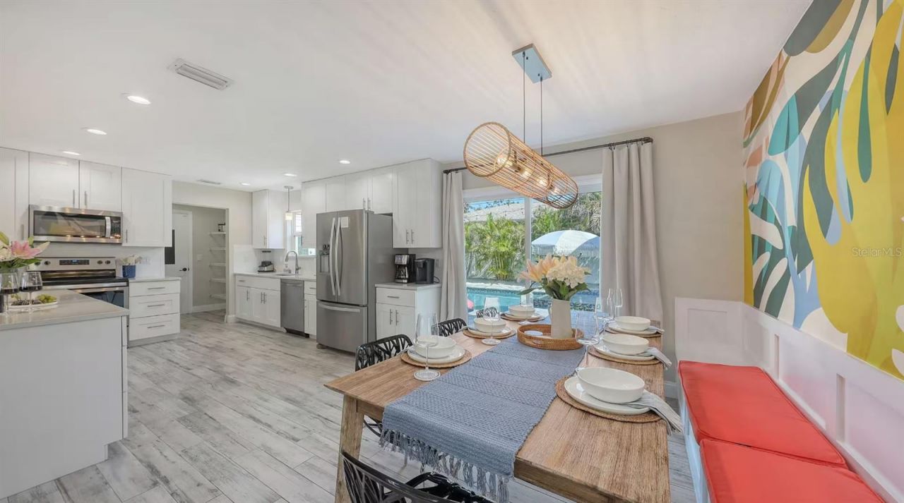 7104 9th Avenue Drive Nw, Bradenton, FL 34209 Photo