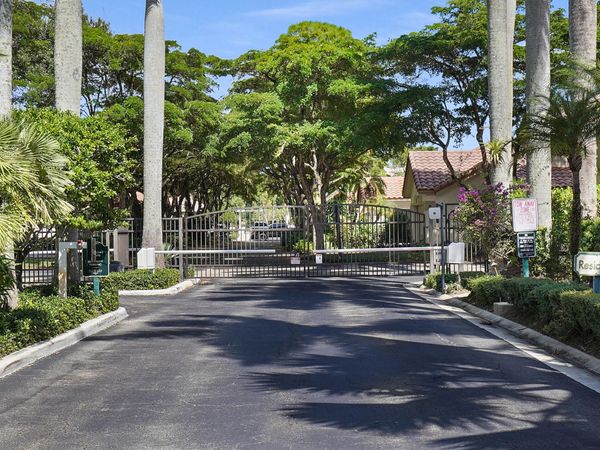 5222 Majorca Club Drive, Boca Raton, FL 33486