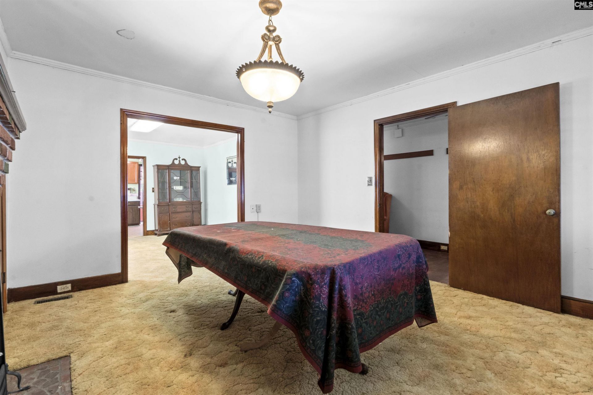 1410 Oak Street  Photo 7