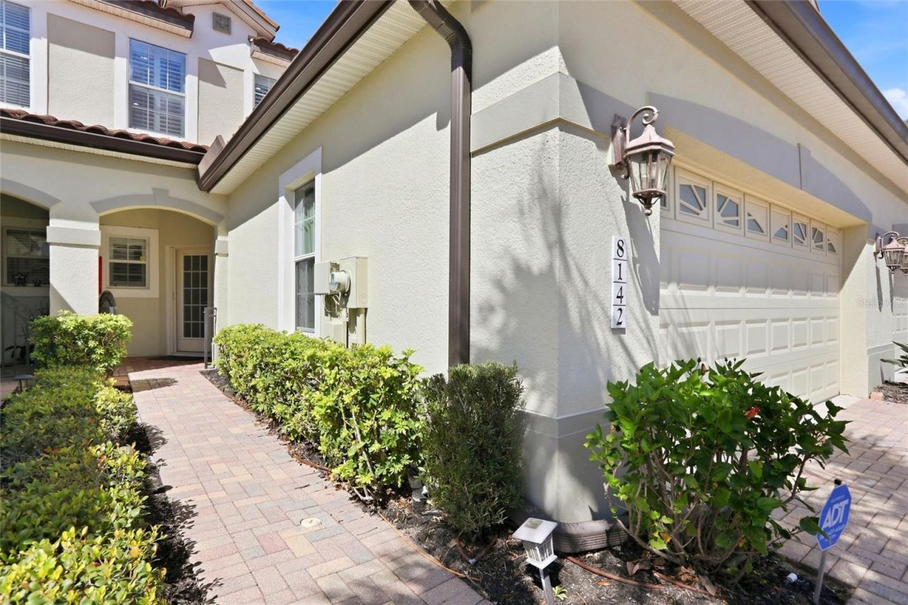 8142 Miramar Way , Lakewood Ranch, FL 34202 Photo
