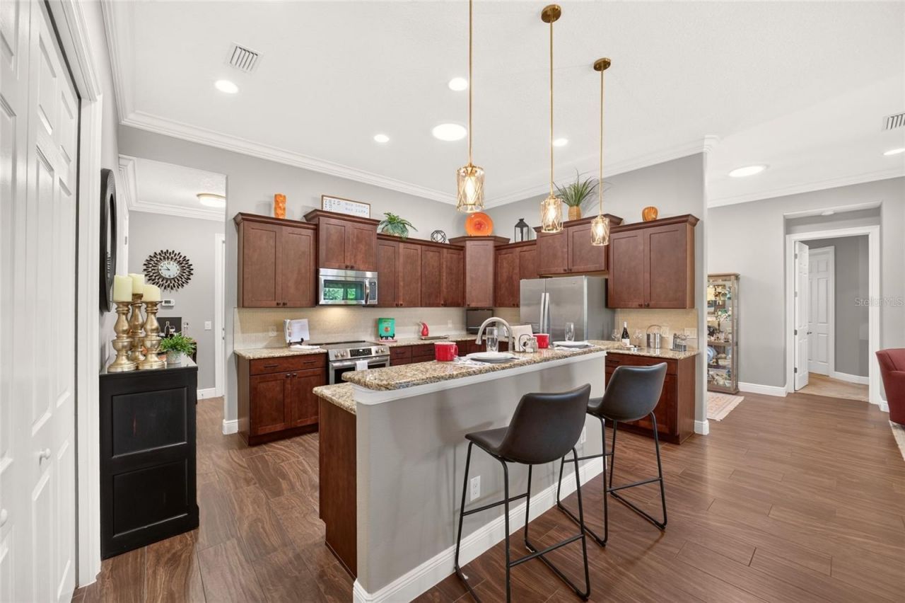 5419 Meadow Hill Loop , Lady Lake, FL 32159 Photo