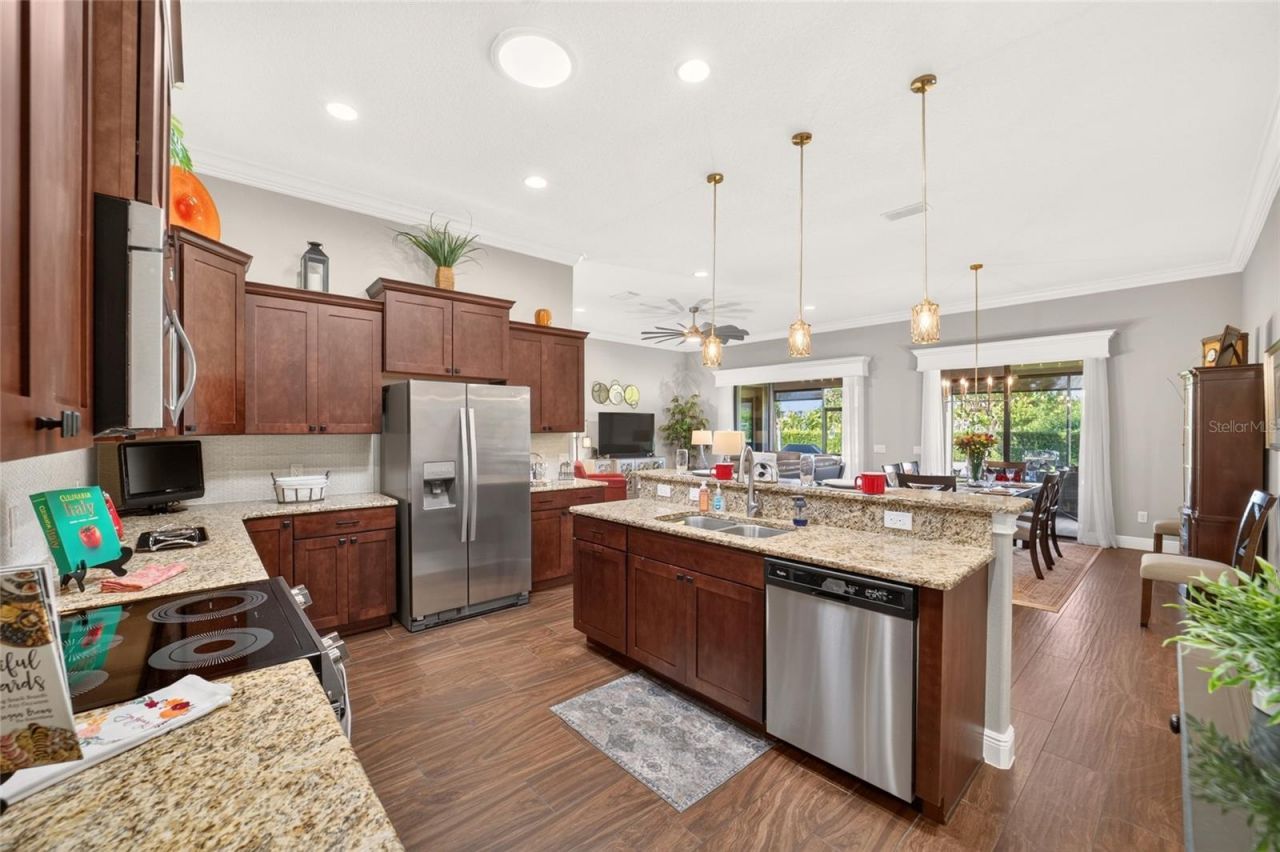 5419 Meadow Hill Loop , Lady Lake, FL 32159 Photo