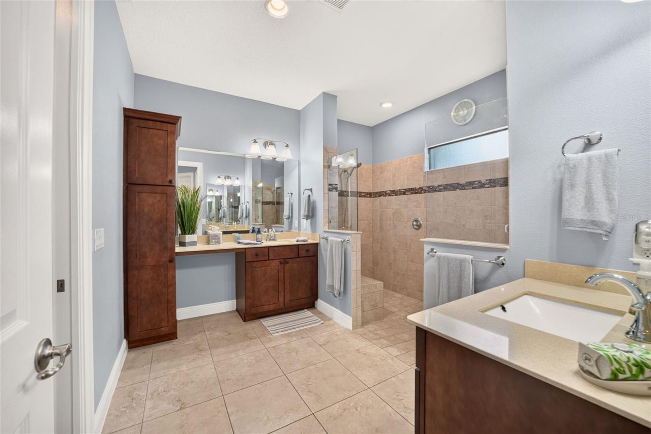 5419 Meadow Hill Loop , Lady Lake, FL 32159 Photo