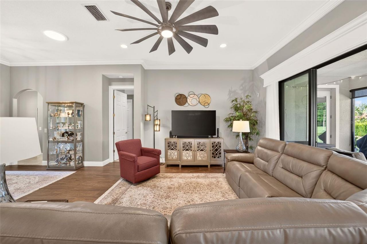 5419 Meadow Hill Loop , Lady Lake, FL 32159 Photo