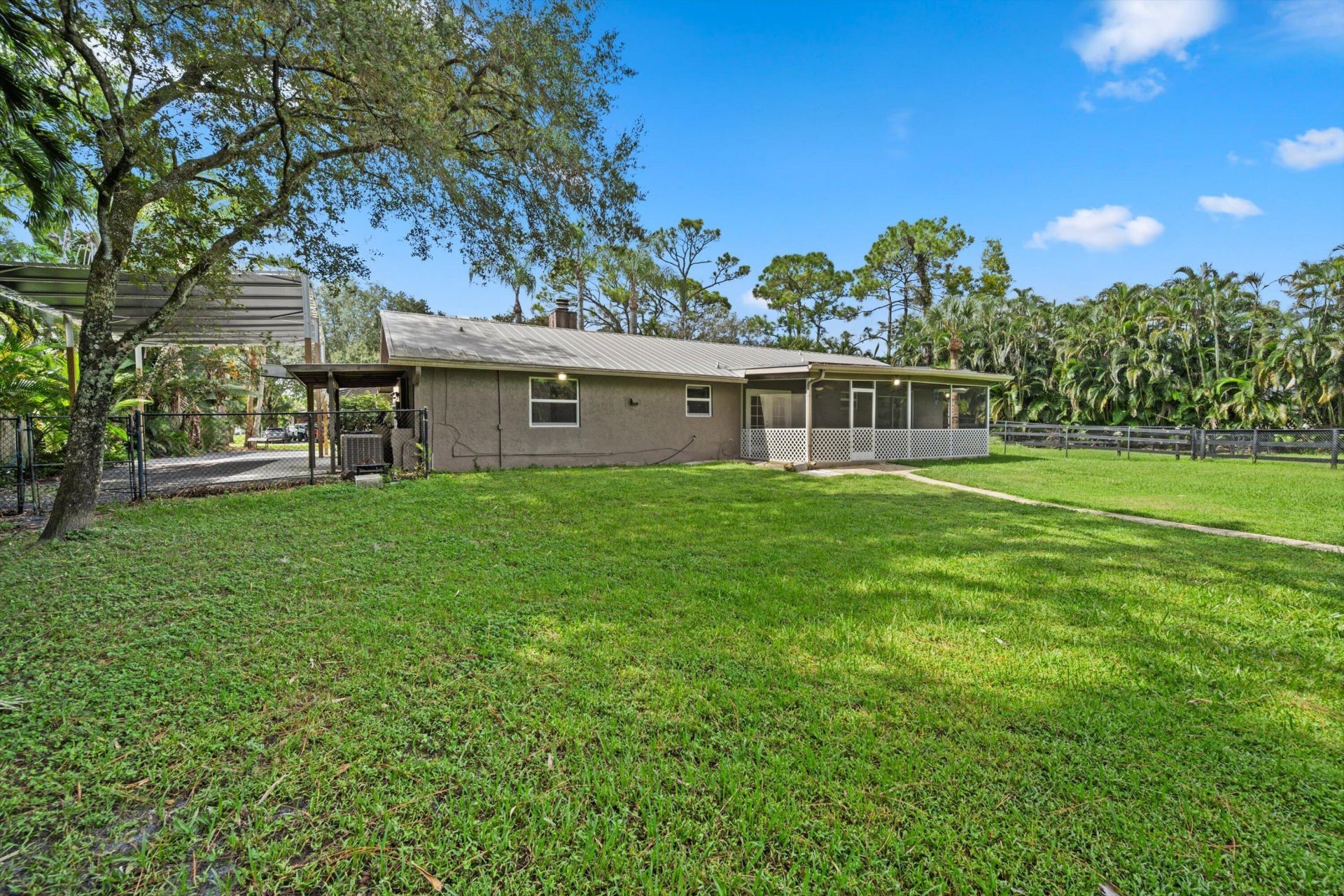 4692 122nd Drive N, The Acreage, FL 33411 Photo