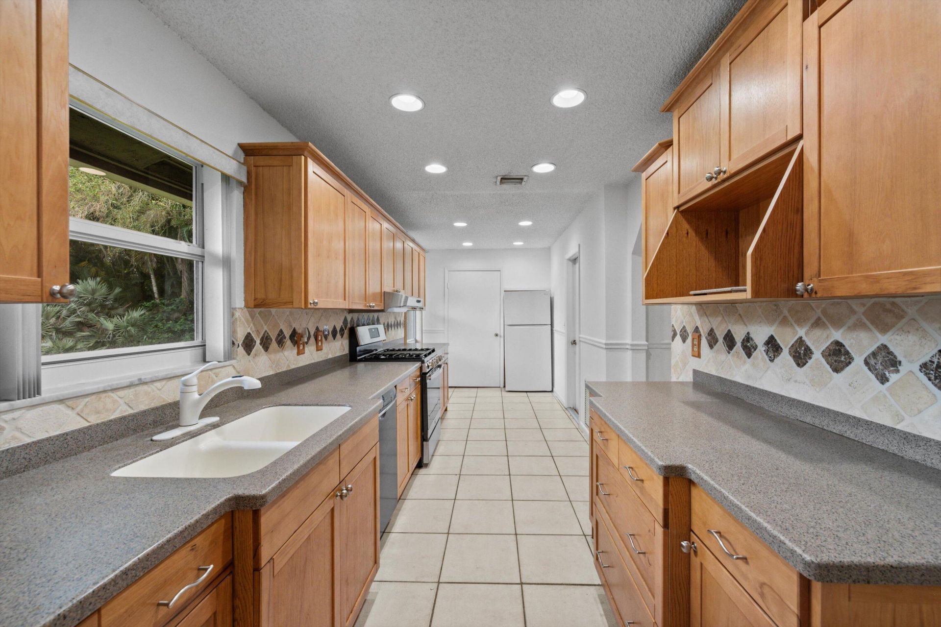 4692 122nd Drive N, The Acreage, FL 33411 Photo