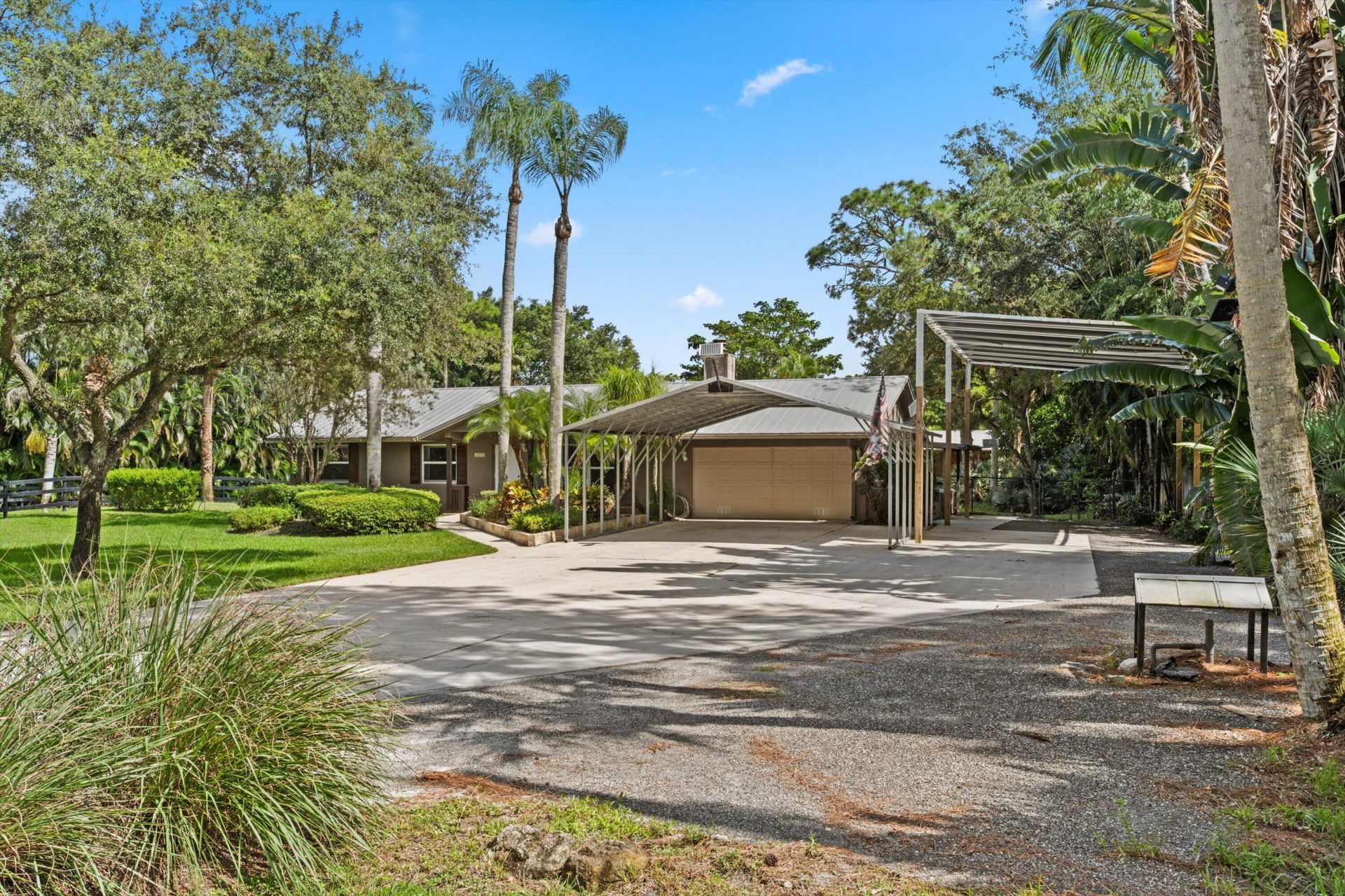 4692 122nd Drive N, The Acreage, FL 33411 Photo