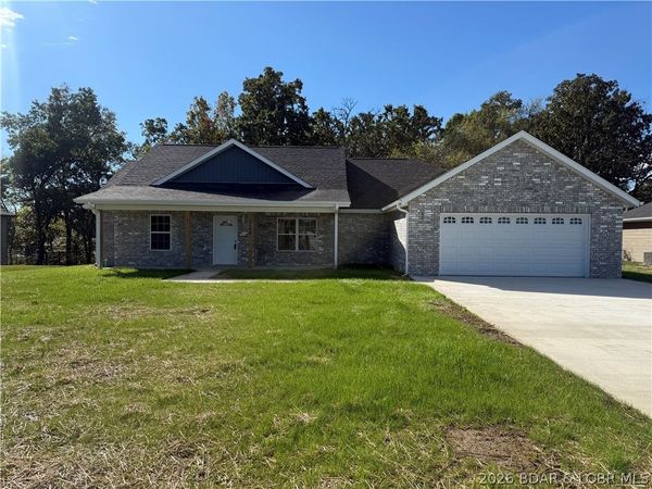 1100 Daytona Drive , Lebanon, MO 65536