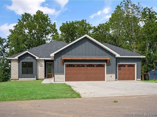 3178 Cross Creek Drive , Camdenton, MO 65020