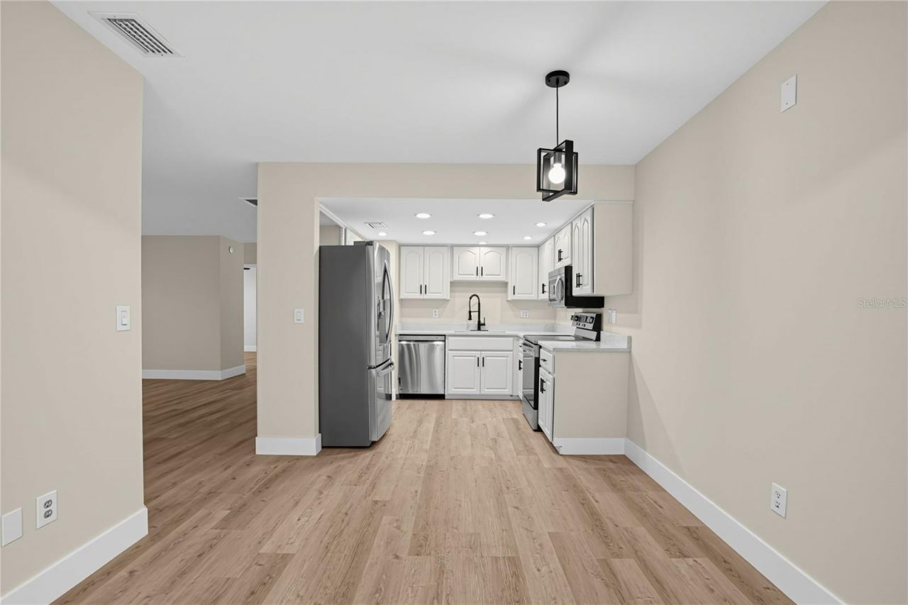 2612 51st Avenue W, Bradenton, FL 34207 Photo