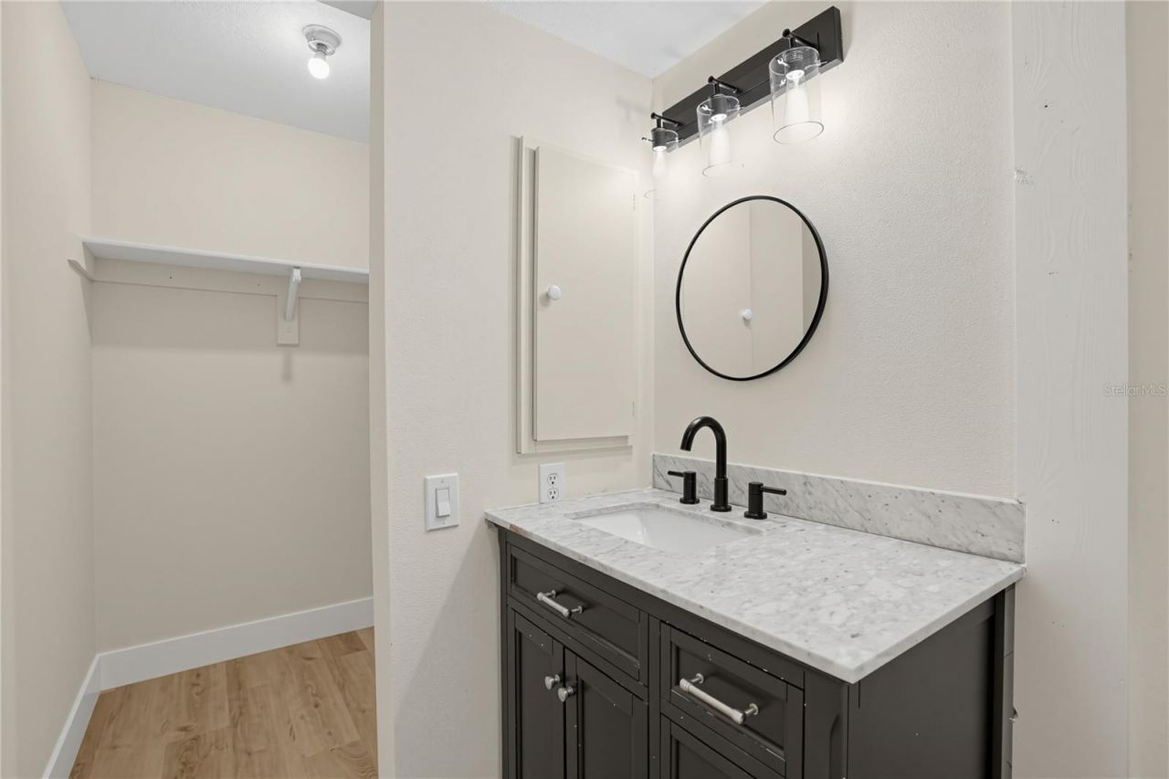 2612 51st Avenue W, Bradenton, FL 34207 Photo
