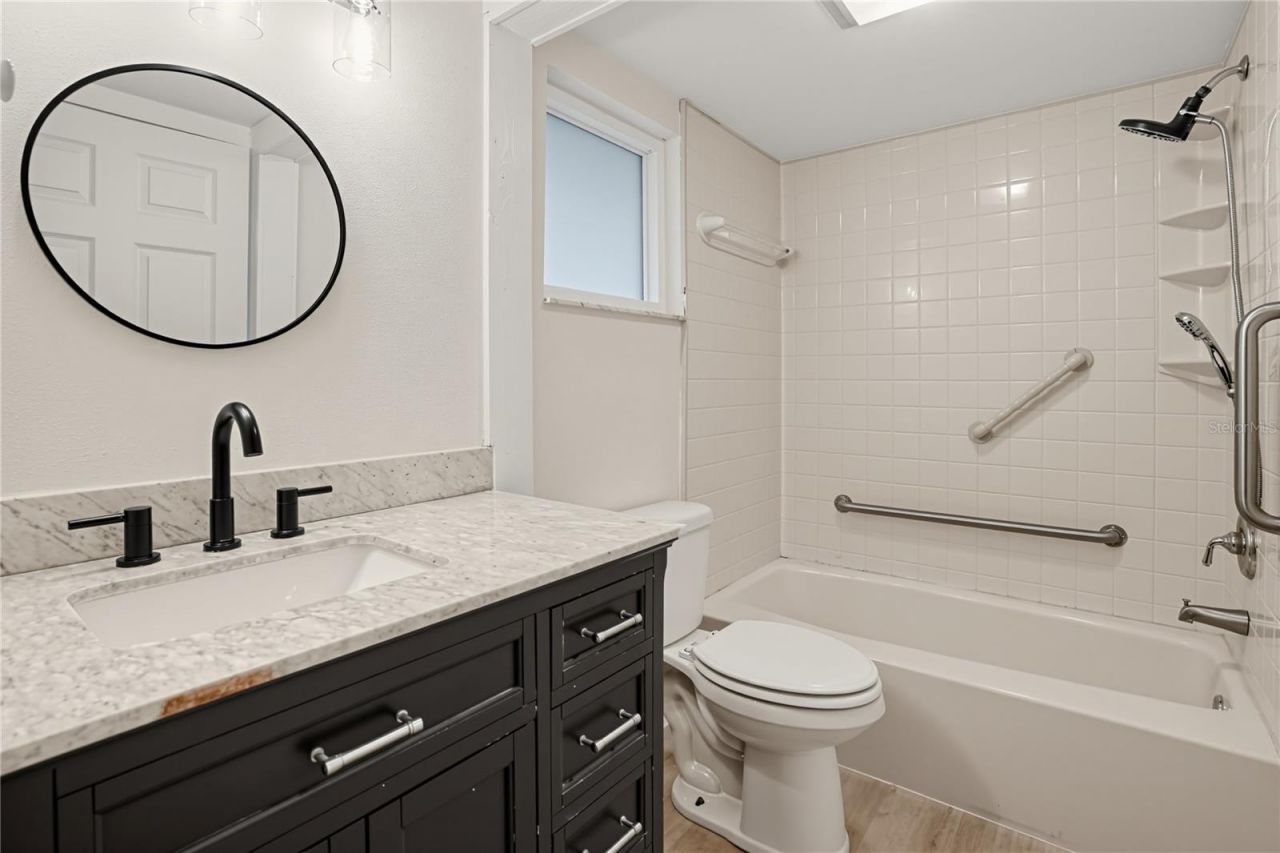 2612 51st Avenue W, Bradenton, FL 34207 Photo