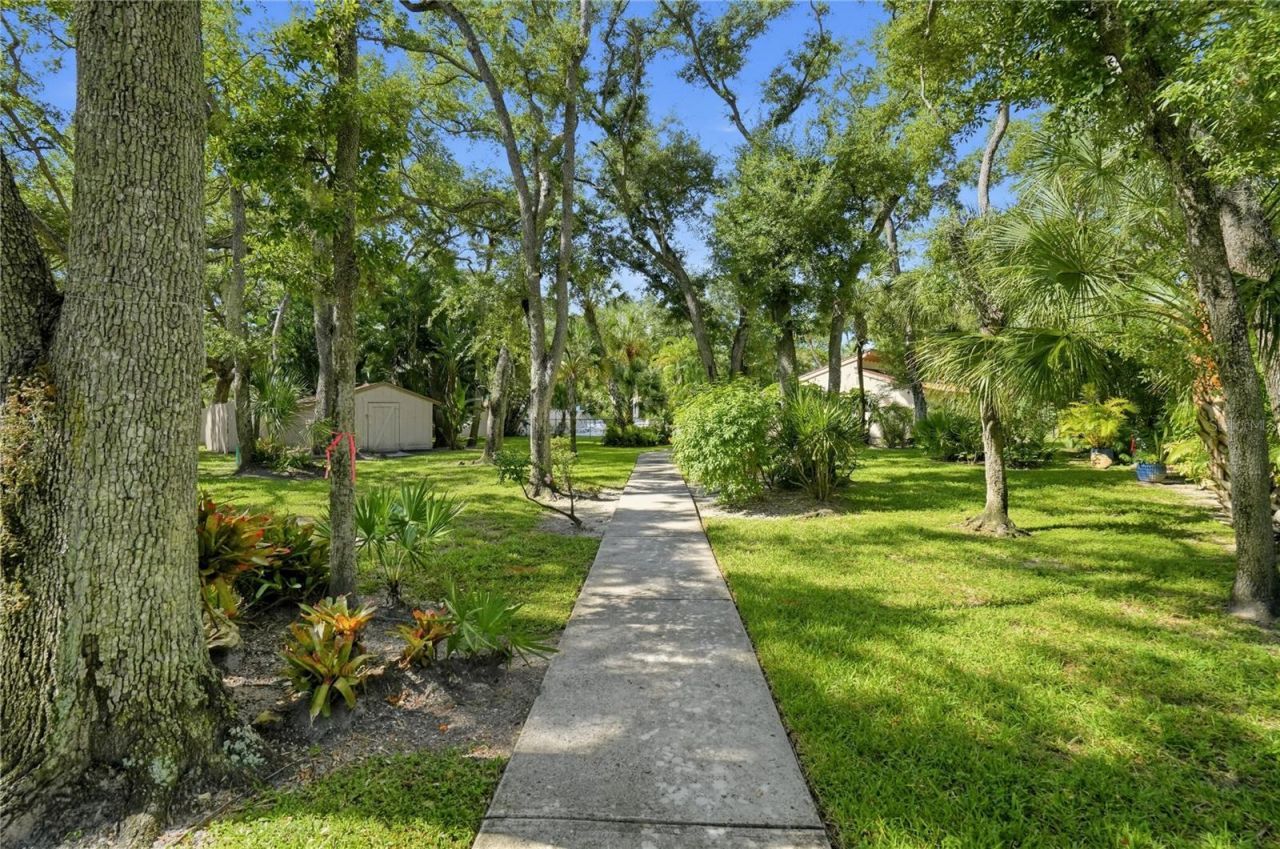 2612 51st Avenue W, Bradenton, FL 34207 Photo