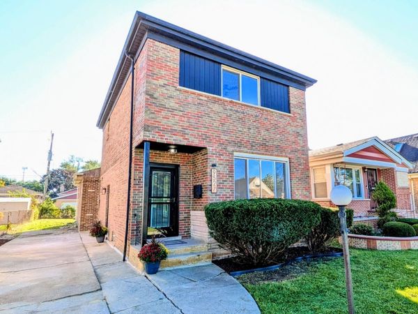 9527 S Parnell Avenue , Chicago, IL 60628