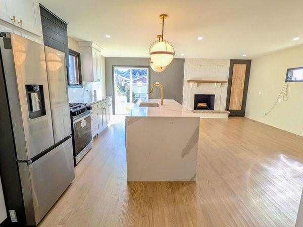 9527 S Parnell Avenue , Chicago, IL 60628