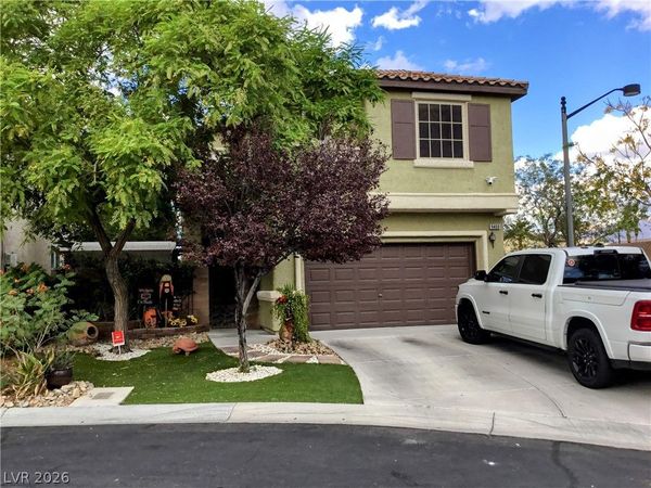 9400 Melva Blue Court , Las Vegas, NV 89166