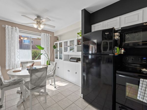 2404 Algonquin Road , Unit 11, Rolling Meadows, IL 60008