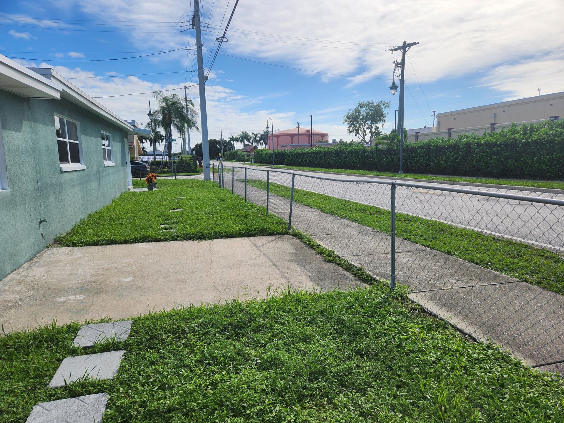 1688 W 10th Street, Riviera Beach, FL 33404 Photo