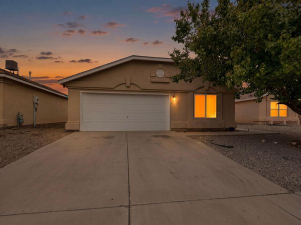 9015 Santa Catalina Avenue NW, Albuquerque, NM 87121