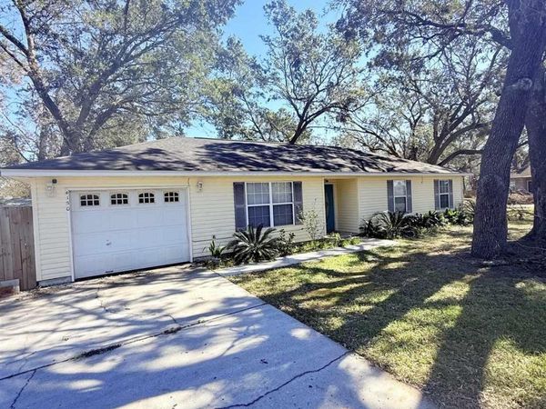 4150 Pace Ln, Pace, FL 32571