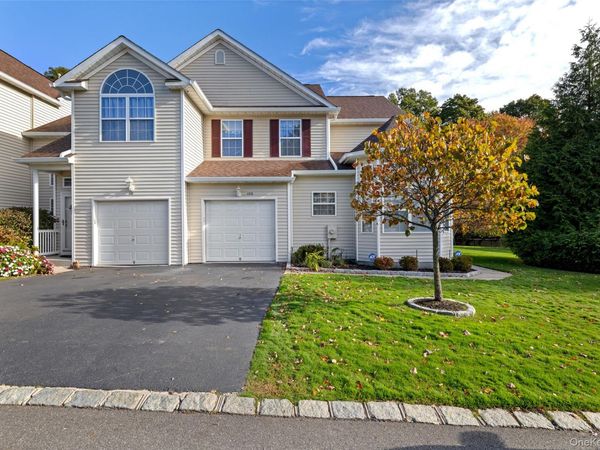 120 Kettles Lane , Medford, NY 11763
