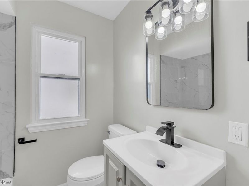 5420 Oakwood Avenue , Maple Heights, OH 44137 Photo 23
