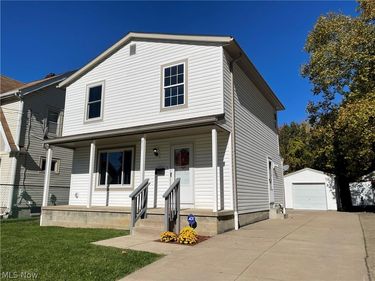 827 Marie Avenue , Akron, OH 44314