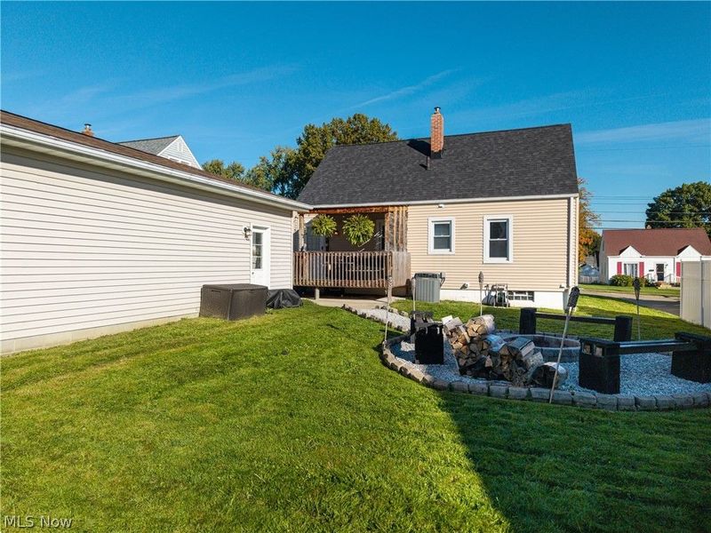 1450 Ries Street , Barberton, OH 44203 Photo 21