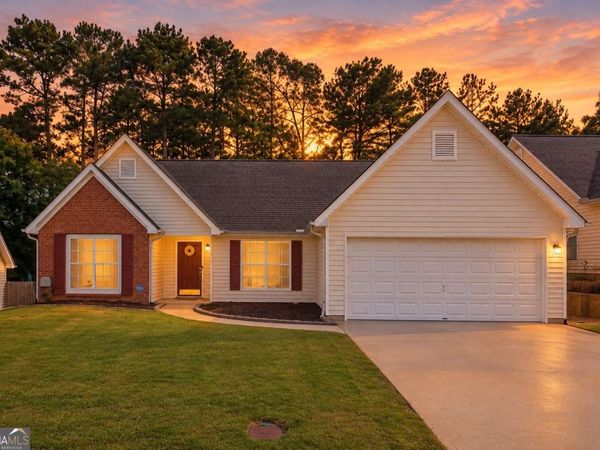 2210 Laurel Pointe Lane, Lawrenceville, GA 30043