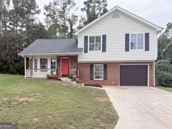 6033 Old Wellborn Trace, Lithonia, GA 30058