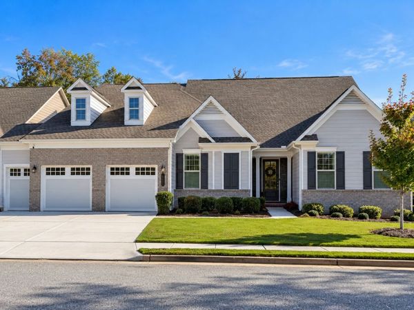 137 Red Maple Drive, Peachtree City, GA 30269