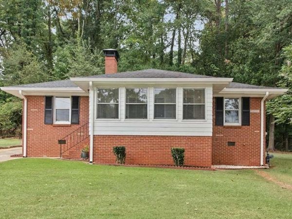 2686 Snapfinger Road, Decatur, GA 30034