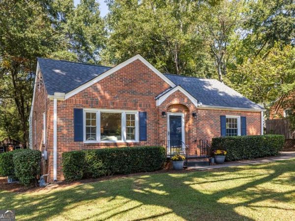 2866 Wiltshire Drive, Decatur, GA 30030