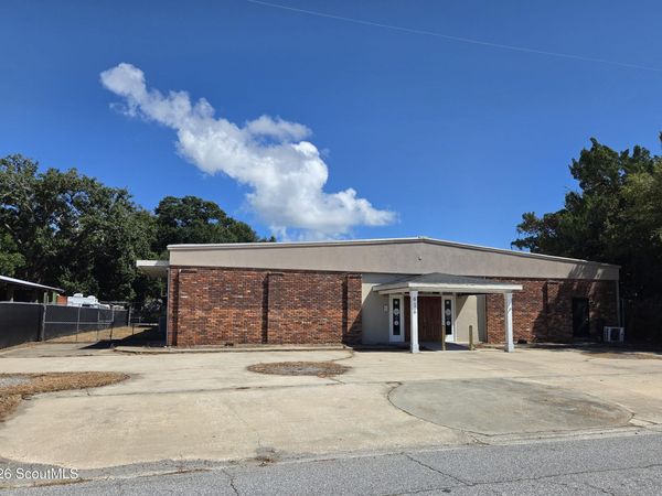616 Bay Street , Brunswick, GA 31520