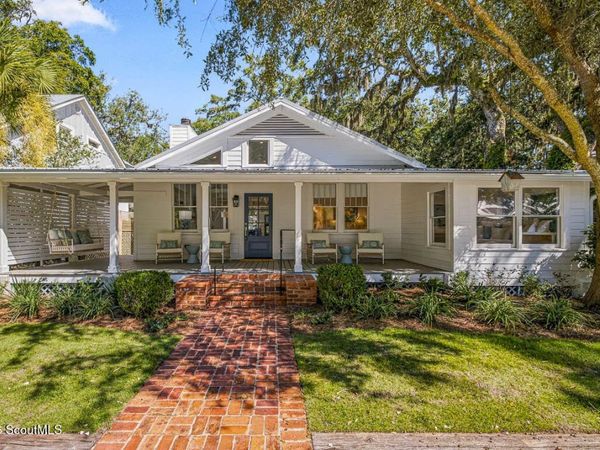 553 Magnolia Avenue , St. Simons Island, GA 31522