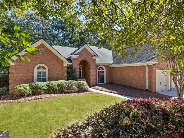2665 Bannerhorn Run, Alpharetta, GA 30005