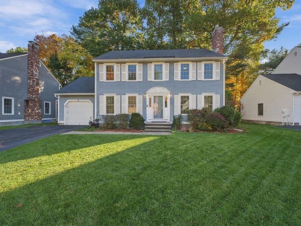 88 Stonegate Road, Unit 88, Chelmsford, MA 01824