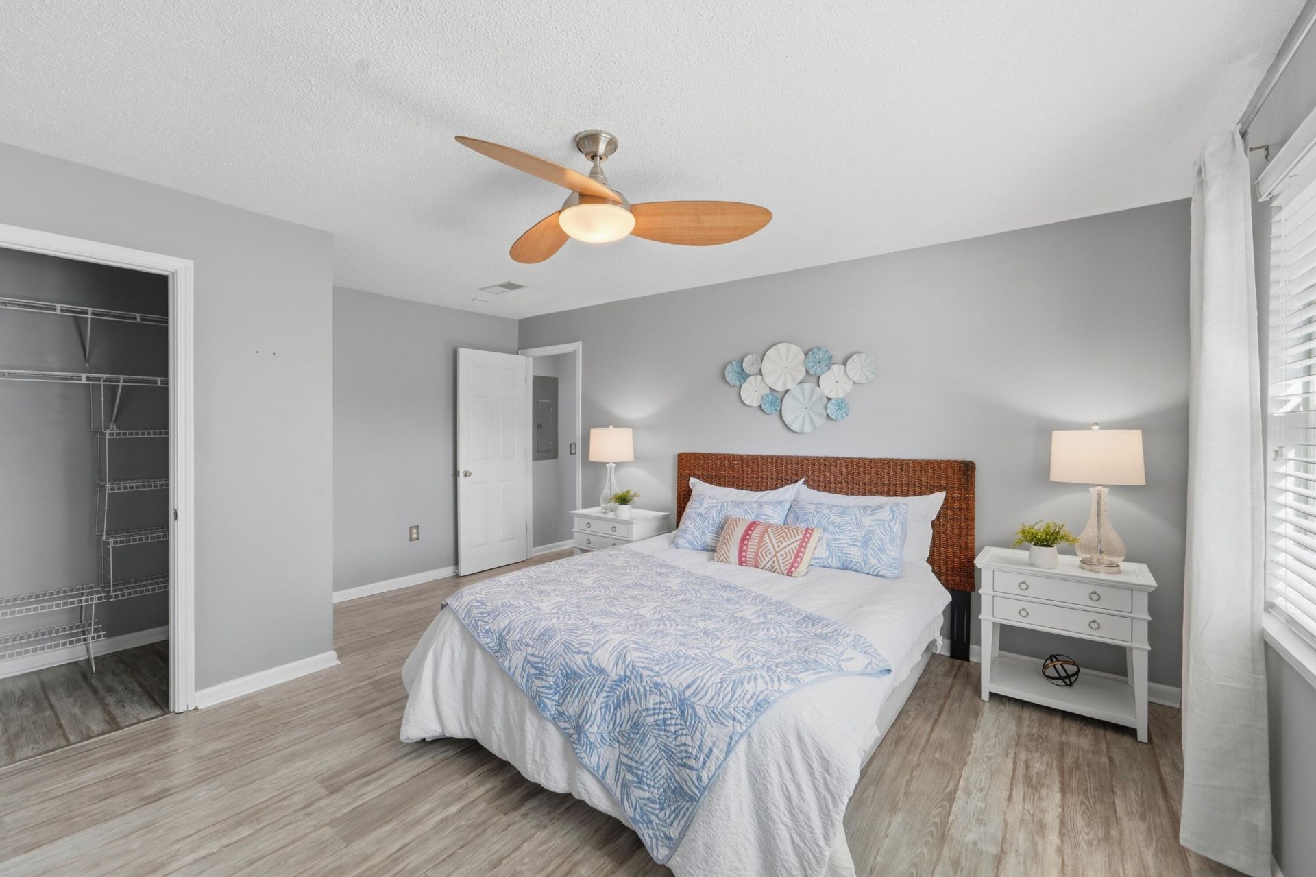 415 Parkdale Drive Photo 20