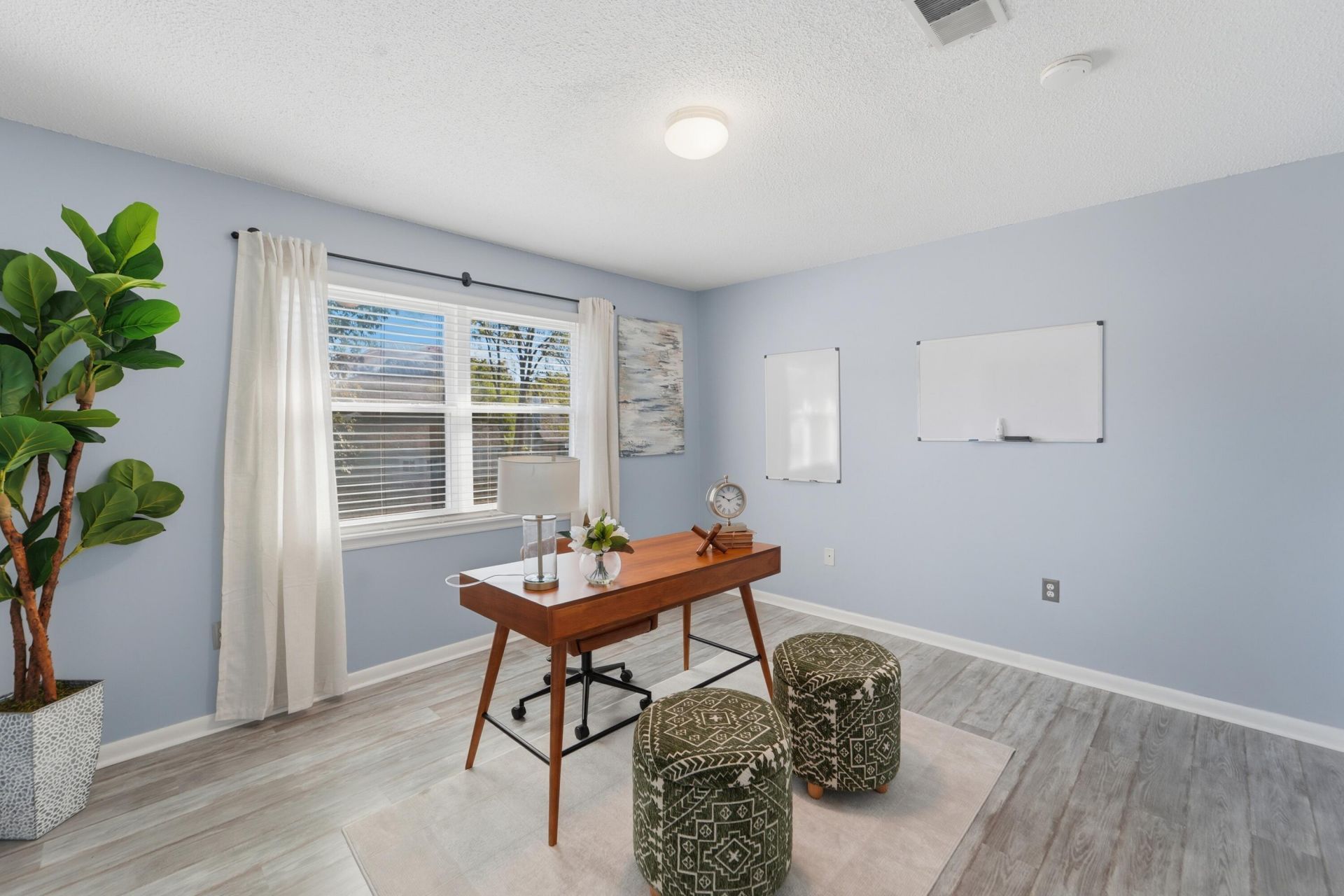 415 Parkdale Drive Photo 24