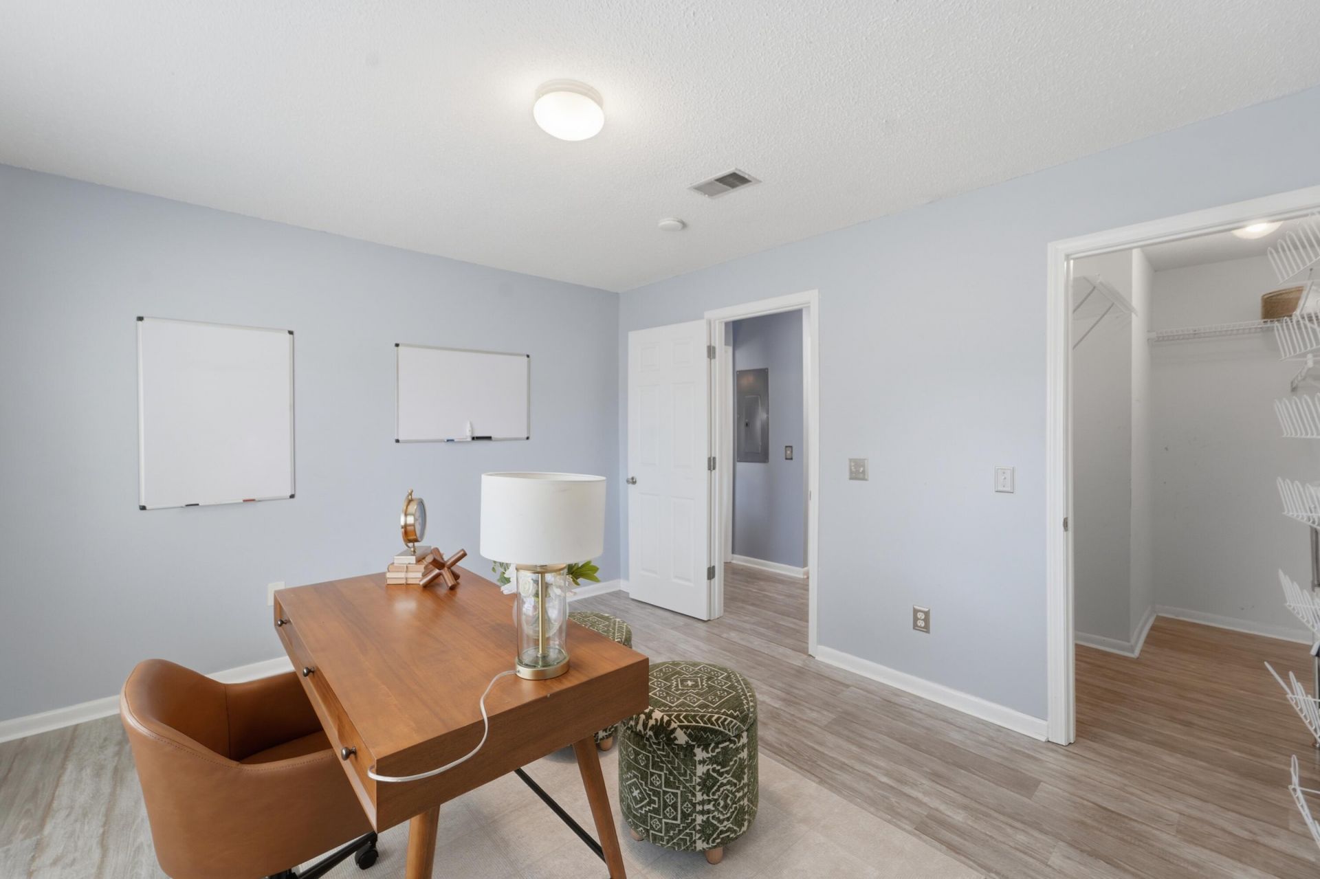 415 Parkdale Drive Photo 25